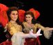 Cecilia Bartoli découvre son double de cire, le 28 juin 2011, au musée Grévin, à Paris.