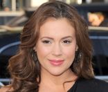 Alyssa Milano : enceinte et rayonnante lors de l\'avant première de Horrible Bosses au Grauman\'s Chinese Theater de Los Angeles le jeudi 30 juin 2011