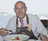 Le prince Albert de Monaco et Charlene Wittstock se sont tournés vers Alain Ducasse (photographié en mai 2011) pour composer le menu du dîner de leur mariage, qui sera servi le samedi 2 juillet sur les terrasses du Casino.