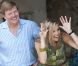 Fiers de leurs filles les princesses Catharina-Amalia, Alexia et Ariane, le prince Willem-Alexander et la princesse Maxima des Pays-Bas ont tout fait pour les faire rire le 4 juillet 2011 pour la traditionnelle séance photo estivale en famille, dans la région de Florence.