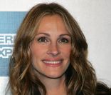 Julia Roberts est, avec Kirsten Stewart, la 5e actrice la mieux payée à Hollywood en 2010-2011<br />