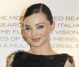 Le mannequin australien Miranda Kerr, enceinte de cinq mois, assiste à la soirée Vogue lors de la fashion week de Milan. Le 25 septembre 2010.