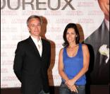 Adeline Blondieau et Laurent Petitguillaume à la première du film Le témoin Amoureux