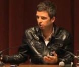Noel Gallagher a donné une conférence de presse à Londres, le 6 juillet 2011.