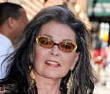 Roseanne Barr, star des années 90, s'inspire de Paris Hilton et des Kardashian