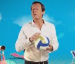 Spot publicitaire estival de TF1 avec tous les animateurs de la chaîne.