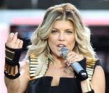 La chanteuse Fergie reforce son partenariat avec la marque de cosmétiques Avon et devient égérie de leur kit de coloration. Londres, le 1er juillet 2011. 