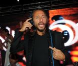 Bob Sinclar: Il a fêté la Belgique à Saint Tropez avec la belle Caroline Barclay