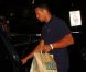 Cameron Diaz et Alex Rodriguez à Miami le 23 juillet 2011 à Miami. Les deux font des courses, ils semblent toujours en couple