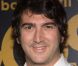 Josh Schwartz est le producteur des séries  Newport Beach ,  Gossip Girl , et  Hart of Dixie .