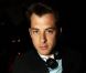 Mark Ronson, en plein deuil de sa 'soeur' Amy Winehouse, met l'ambiance à Cannes