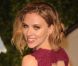 Scarlett Johansson a refusé l'invitation d'aller au bal avec un militaire.