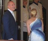 Mike Tindall et Zara Phillips assistent à la soirée organisée la veille de leur mariage à Édimbourg, le 29 juillet 2011. 