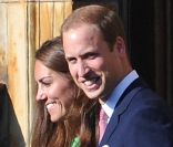 Kate Middleton et le prince William lors de la soirée précédant le mariage de Zara Phillips, le vendredi 29 juillet 2011, à Edimbourg.