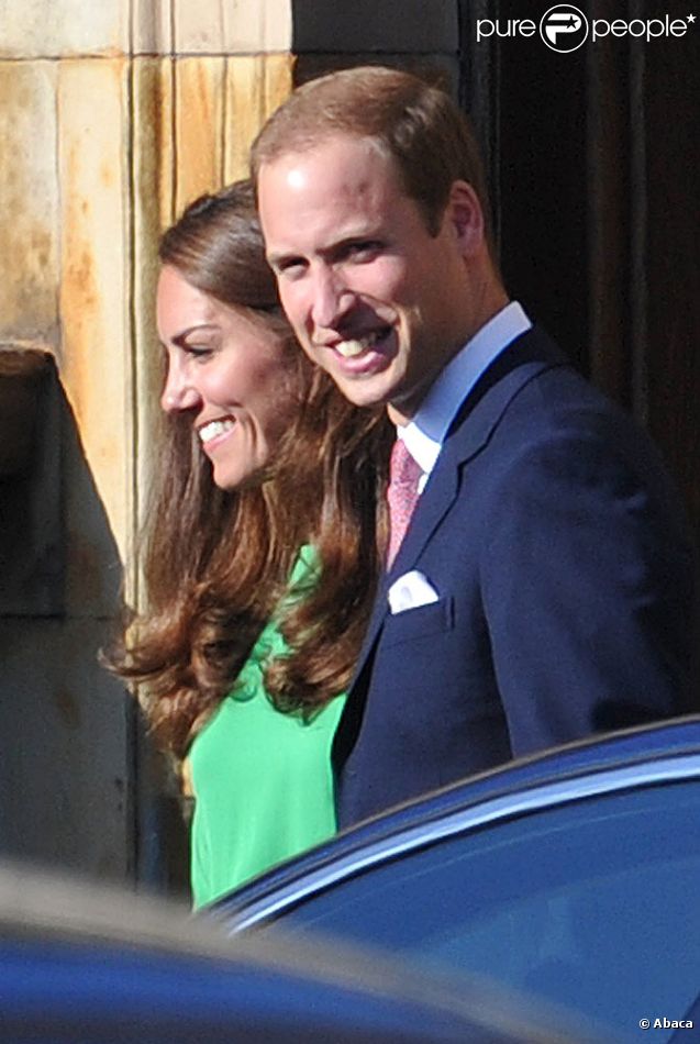 Kate Middleton et le prince William lors de la soirée précédant le mariage de Zara Phillips, le vendredi 29 juillet 2011, à Edimbourg.