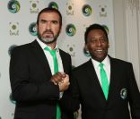 Eric Cantona et Pelé à Londres le 2 août 2011 présentent le livre du New York Cosmos