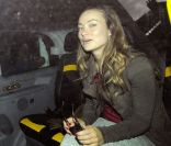 Olivia Wilde, même au naturel, séduit ses fans avec ses grands yeux bleus... Londres, 10 août 2011