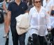 Bernadette Chirac et son petit-fils de 15 ans, Martin, en promenade à Saint-Tropez le 12 août 2011.