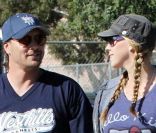 Kevin Federline et sa girlfriend Victoria Prince en avril 2011 à Los Angeles<br />