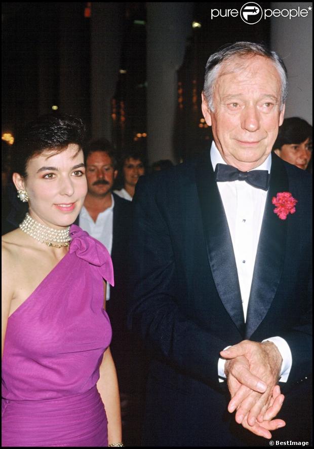 Yves Montand et Carole Amiel lors du festival de Deauville en 1990.