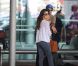 Eva Longoria et Eduardo Cruz arrivent à Paris. Ils se trouvent non loin d'Antonio Banderas et Melanie Griffith, également en France. Août 2011