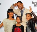 Will Smith et Jada Pinkett entourés de leurs enfants Willow et Jaden<br />