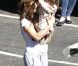 Jennifer Lopez profite des moindres moments de répit durant le tournage de son clip Papi pour profiter de ses enfants...