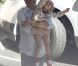 Jennifer Lopez profite des moindres moments de répit durant le tournage de son clip Papi pour profiter de ses enfants...