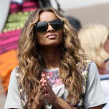 Les stars s'étaient déplacées en masse pour encourager Serena Williams lors de son huitième de finale à l'image de la chanteuse Ciara, présente dans les gradins de l'US Open 2011<br />