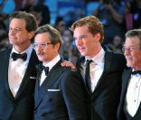 Colin Firth, Gary Oldman, Benedict Cumberbatch et John Hurt lors de la présentation au festival de Venise du film La Taupe le 5 septembre 2011