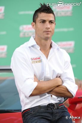 Cristiano Ronaldo a présenté le documentaire Cristiano Ronaldo Al Limite, qui lui est bien évidemment consacré à Madrid le 7 septembre 2011
