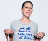 Isabel Marant pour la campagne Le Cancer du sein, parlons-en !