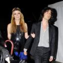 PHOTOS  et VIDEO : Mischa Barton et son boyfriend en virée nocturne...