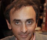 Eric Zemmour au Salon du livre en mars 2009