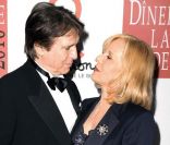 Sylvie Vartan et Tony Scotti, à Paris, le 28 janvier 2010.