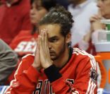 Joakim Noah a grandement participé à la qualification de l\'équipe de France pour les demi-finales du Championnat d\'Europe de basket sous les yeux de son père Yannick