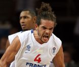 Joakim Noah et les Bleus s\'étaient qualifiés pour la finale de l\'Euro de Basket en disposant des Russes le vendredi 16 septembre 2011<br />