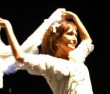 Clémentine Célarié sur les planches du théâtre du Petit Hébertot, à Paris. 16 septembre 2011