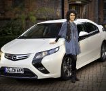 Katie Melua égérie de la nouvelle Opel Ampera