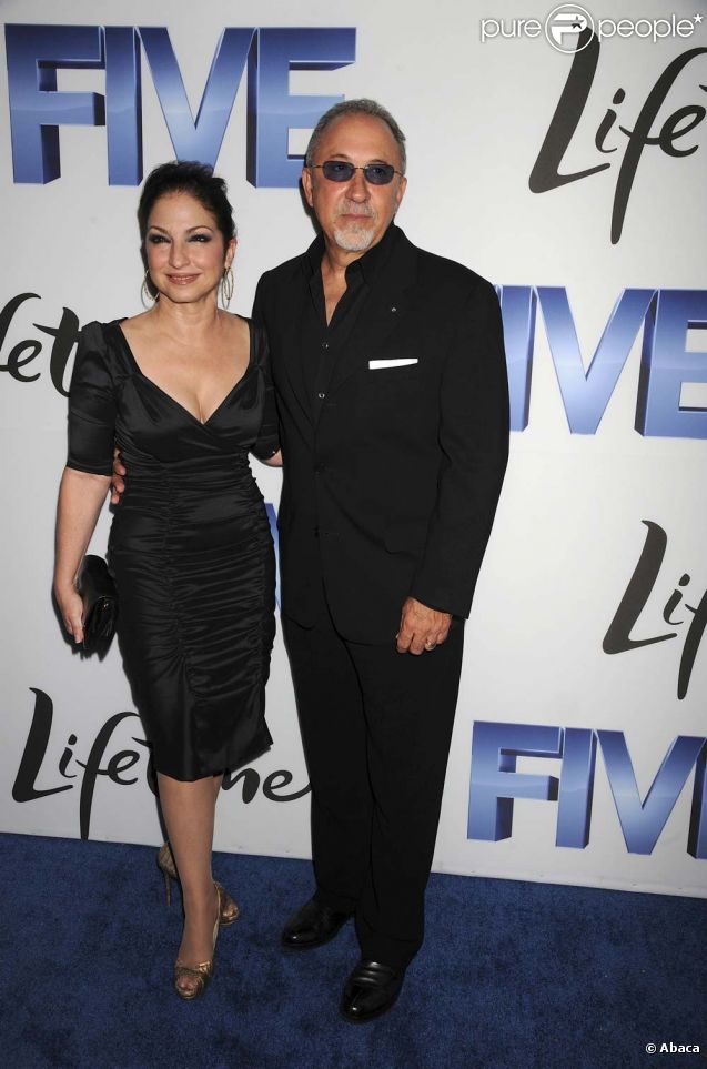 Gloria et Emilio Estefan à l'avant-première du téléfilm  Five , à New York, le 26 septembre 2011.