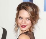 Lyndsy Fonseca à l'avant-première du téléfilm  Five , à New York, le 26 septembre 2011.