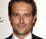 Michael Vartan (Alias) et Jason Lewis : deux playboys qui ont du chien