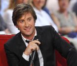 Thomas Dutronc sur le plateau de  Vivement Dimanche , le 18 septembre 2011. Diffusé le dimanche 2 octobre.