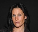 Astrid Veillon 
