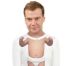 Pour faire réagir les grands dirigeants du G20, Action contre la Faim a  monté un spot s'inspirant de la dernière publicité Evian avec les têtes  des présidents comme Dmitri Medvedev.