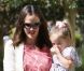 Jennifer Garner porte son adorable Seraphina à Los Angeles le 9 octobre 2011 