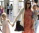 Jennifer Garner enceinte et ses deux filles Violet et Seraphina  se rendent à un musée avec une amie à Los Angeles le 9 octobre 2011  