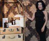Dita Von Teese enivrante à Milan pour un événement Cointreau. Le 11 octobre 2011