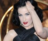 Dita Von Teese enivrante à Milan pour un événement Cointreau. Le 11 octobre 2011