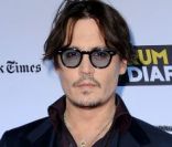 Johnny Depp sans Vanessa Paradis à l'avant première de Rhum Express le 13 octobre 2011 à Los Angeles.